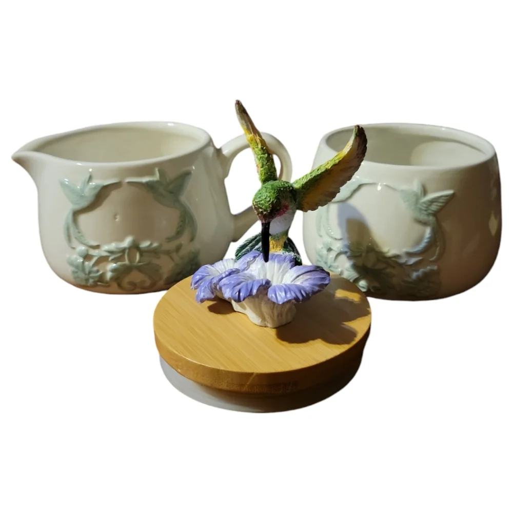 2022 Kitchen Treasures Canister Collection Creamer & Sugar Bowl Hummingbird